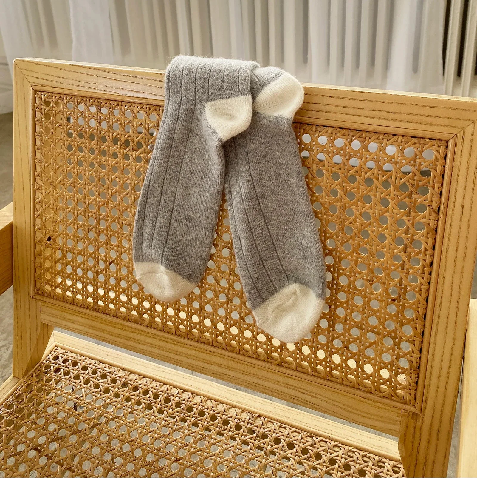 Extended Cashmere Socks